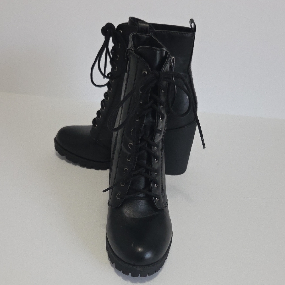 Soda Black Lace-Up Block Heel Ankle Boots